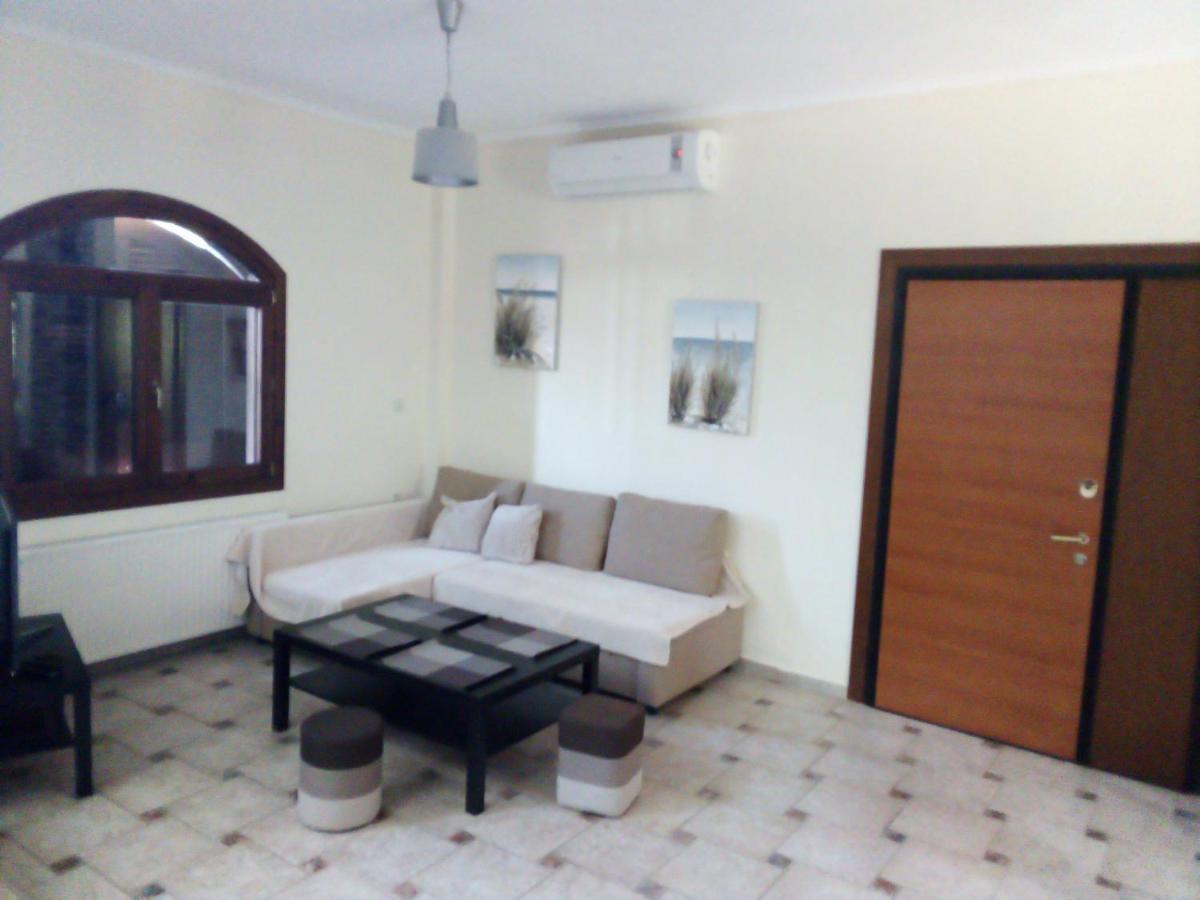 Villa Anna Leptokaryá Luaran gambar