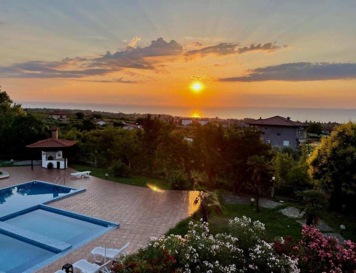 Villa Anna Leptokaryá Luaran gambar